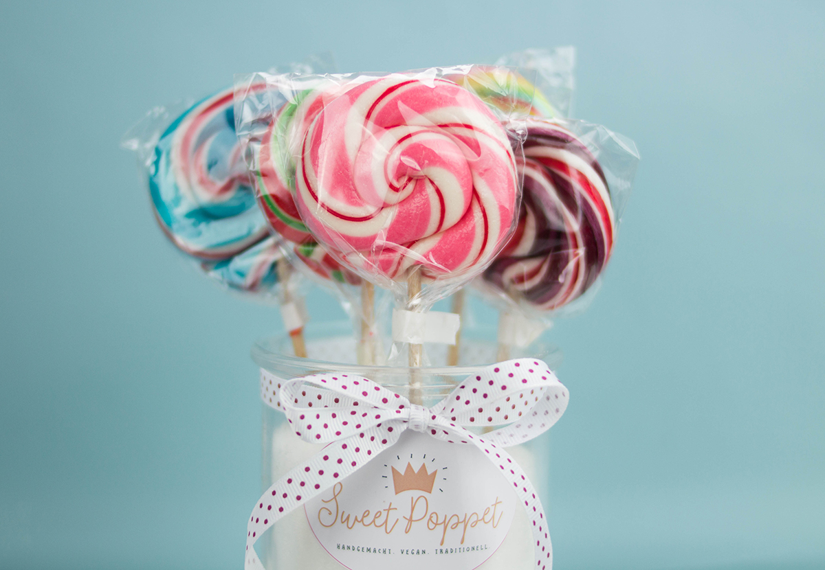Sweet Poppet Candy-Bar Lollis