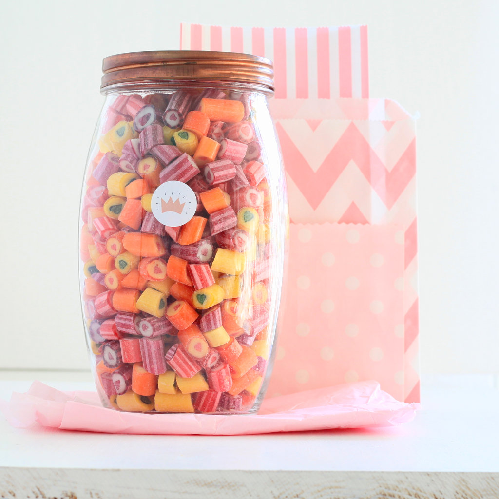 Bunte Herzchen-Bonbons von Sweet Poppet 1kg im Glas